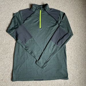 North Face Quarter Zip Men’s Medium